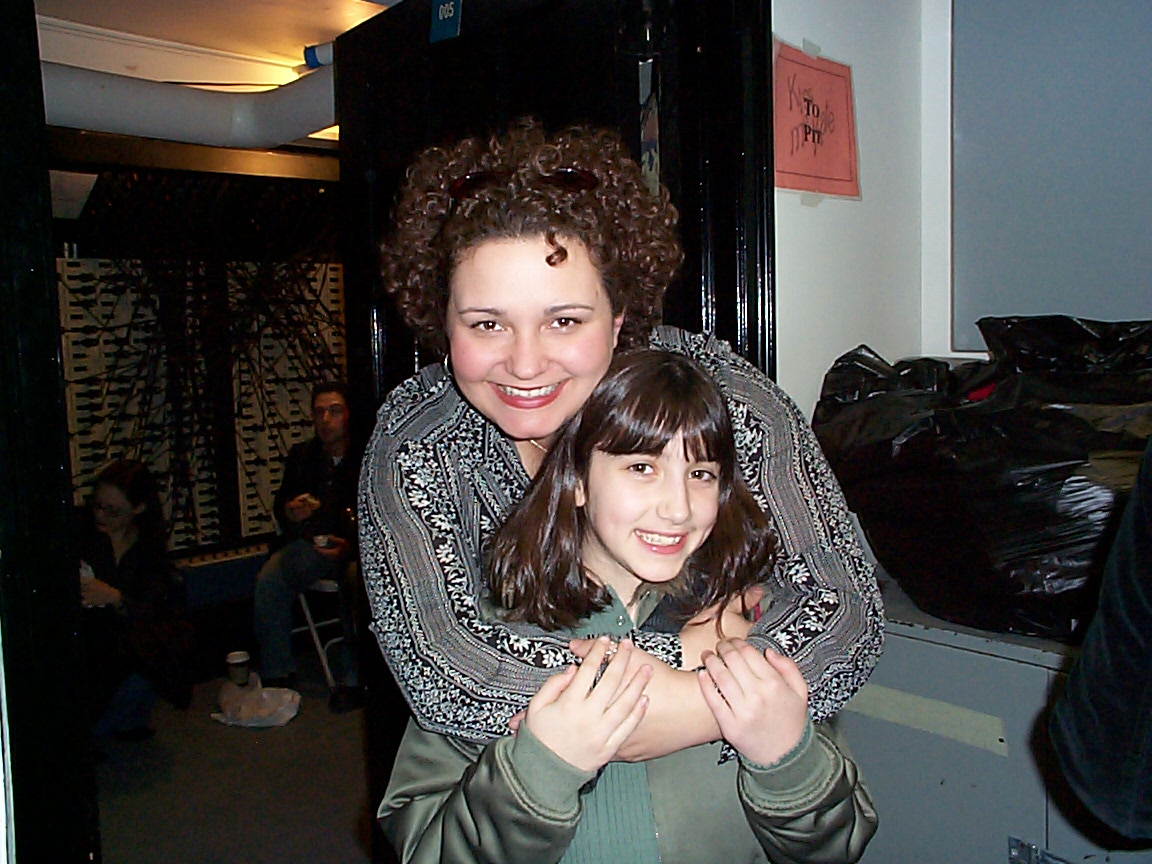 ./2004/Kiss Me Kate/KissmeKate2-04-0003.jpg